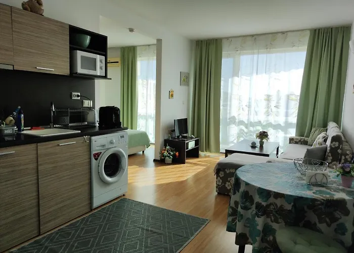 Апартамент прекрасен с изглед към морето сарафово 1 *